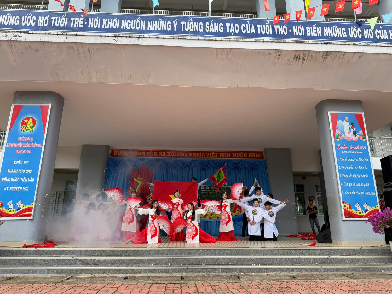 z7246824724479 ed7cc7bf0f885ee7b7d23b4784f5c305